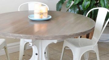 Farmhouse Style Round Pedestal Table