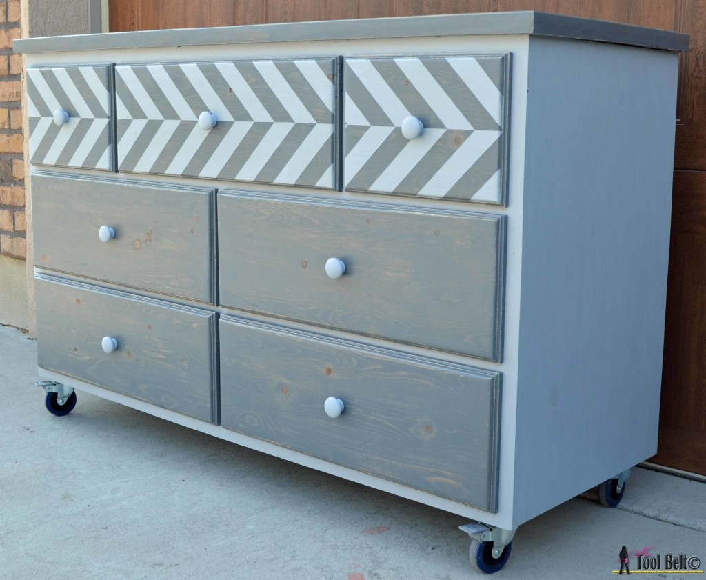 7 drawer dresser built from pallets with a chevron top - free plans on hertoolbelt.com