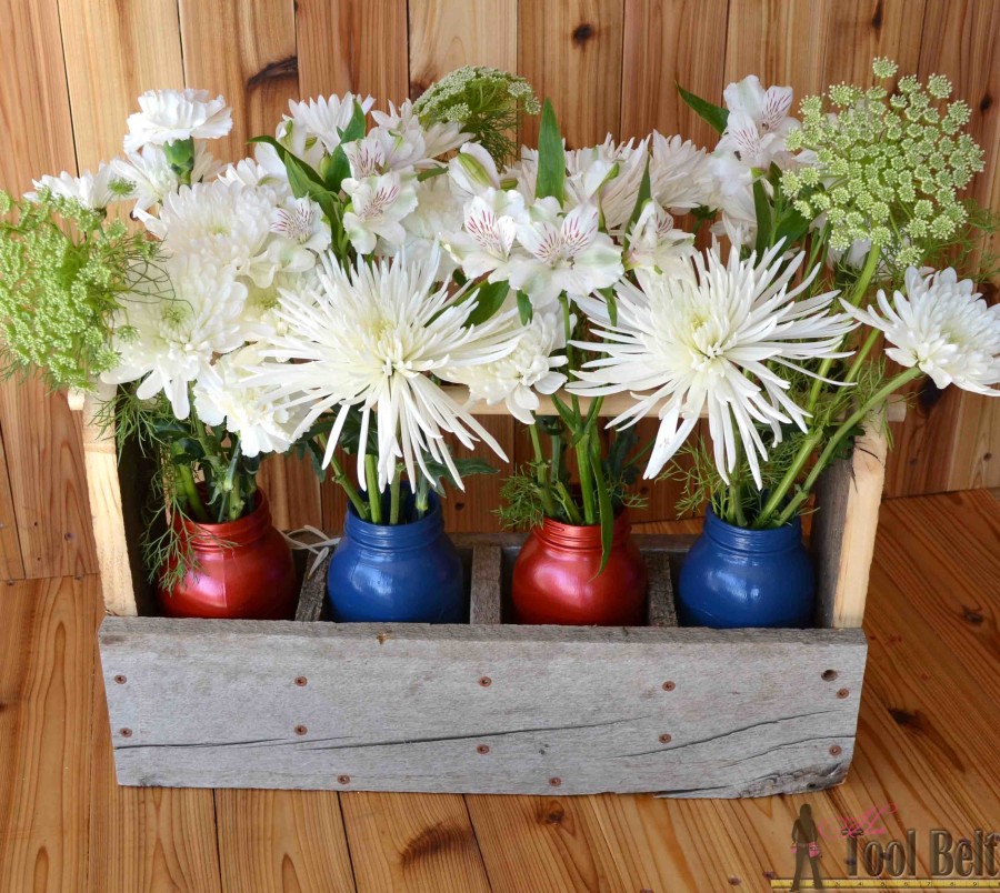 This mason jar caddy makes a perfect rustic centerpiece, paint the jars to change it up for the holidays! Build a simple wood tool box caddy with these free plans.
