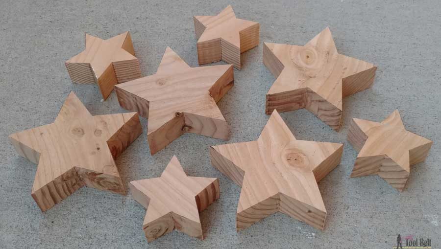 Super easy wood craft to use up scrap wood 2x4 and 2x6 pieces. Distressed red, white and blue star blocks with free pattern and simple tutorial.