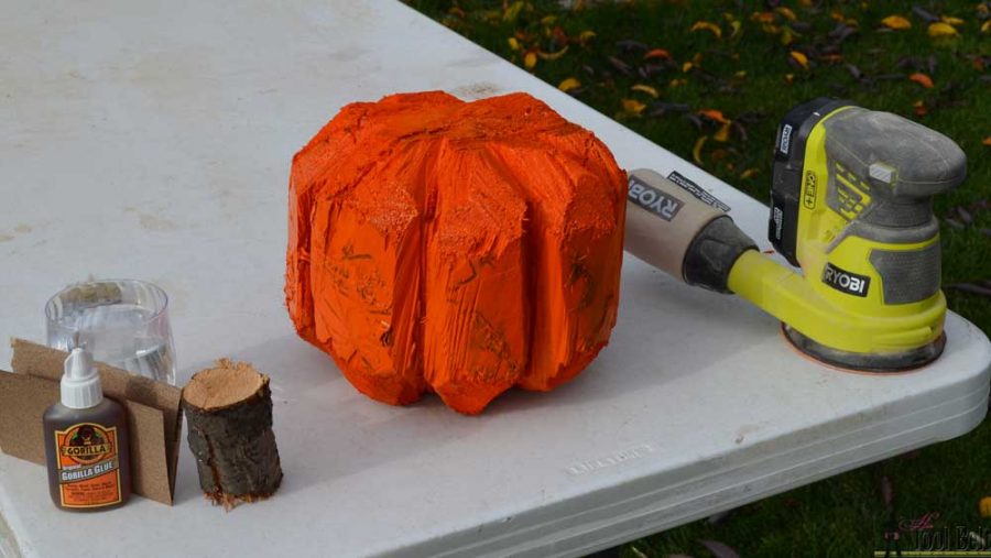 Make a simple and rustic 'Stump Pumpkin' or 'Log Pumpkin' from a wood stump. Use a chain saw to cut a simple chamfer along the top and bottom of a log for one pumpkin look. Add ribs around the stump for a more detailed rustic pumpkin. Cheap and cute Fall or Halloween craft.