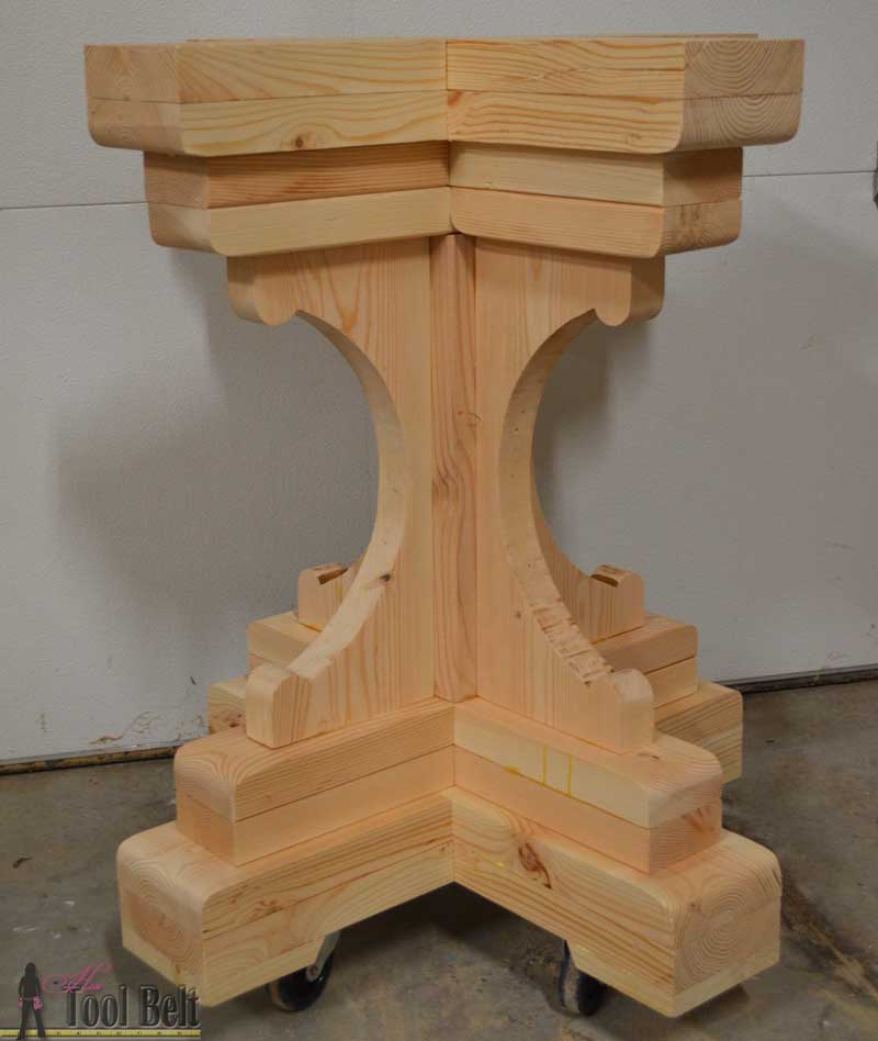 Free woodworking plans to build a chunky french farmhouse style 48" round pedestal table. This table is made from simple lumber (2x8, 2x6, 2x4) from Home Depot. Love the reclaimed wood finish!