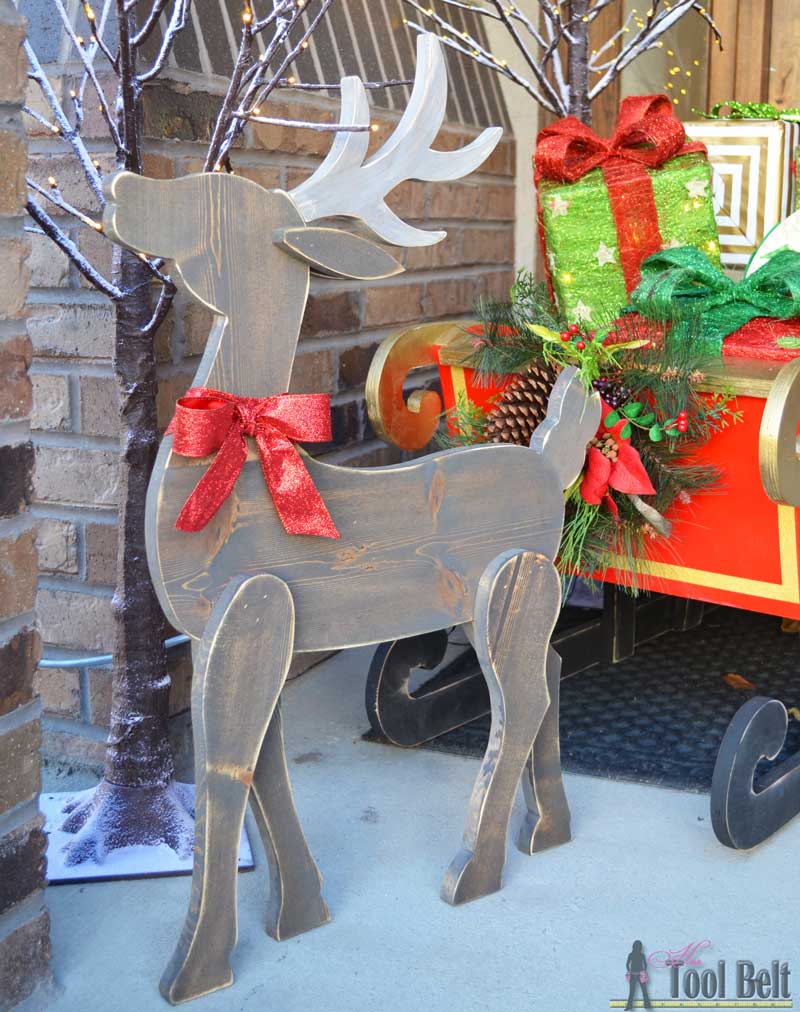 diy-wood-reindeer-up-close