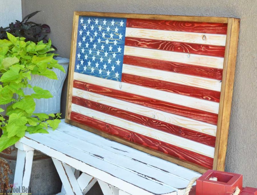 Easy patriotic rustic wood flag sign, the lumber will only cost about $9! Free plans and tutorial. 