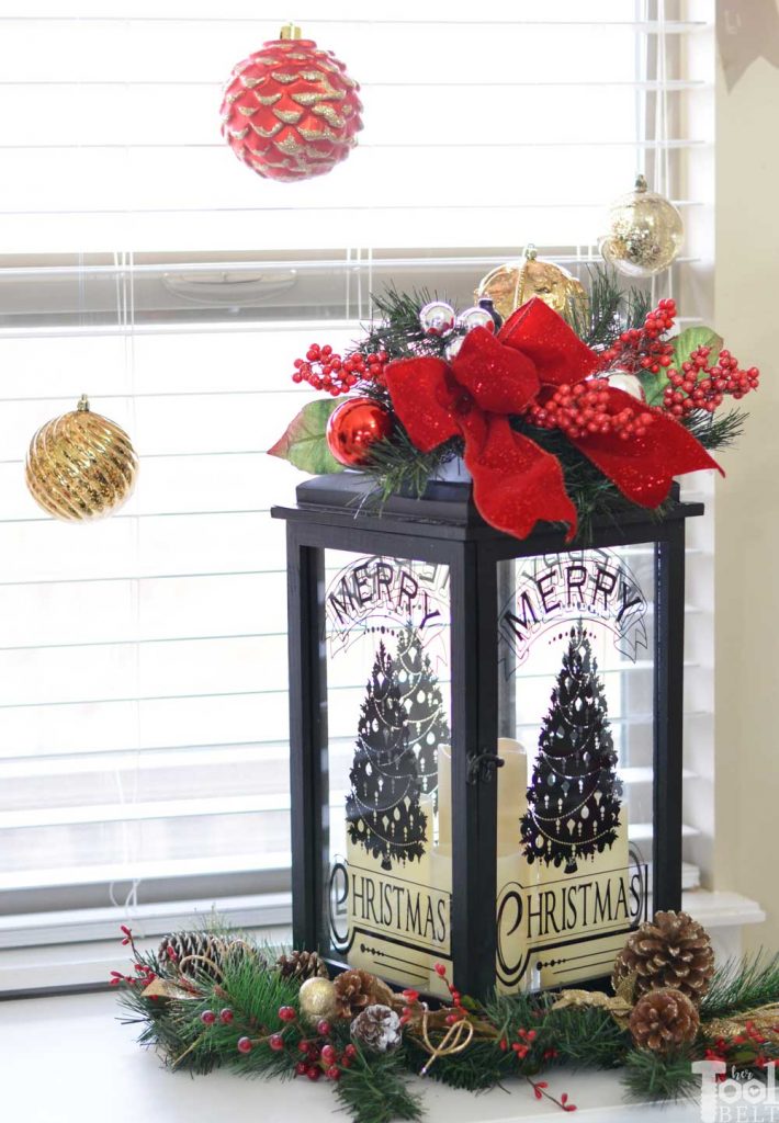 Holiday Decor in the Living Room - Her Tool Belt