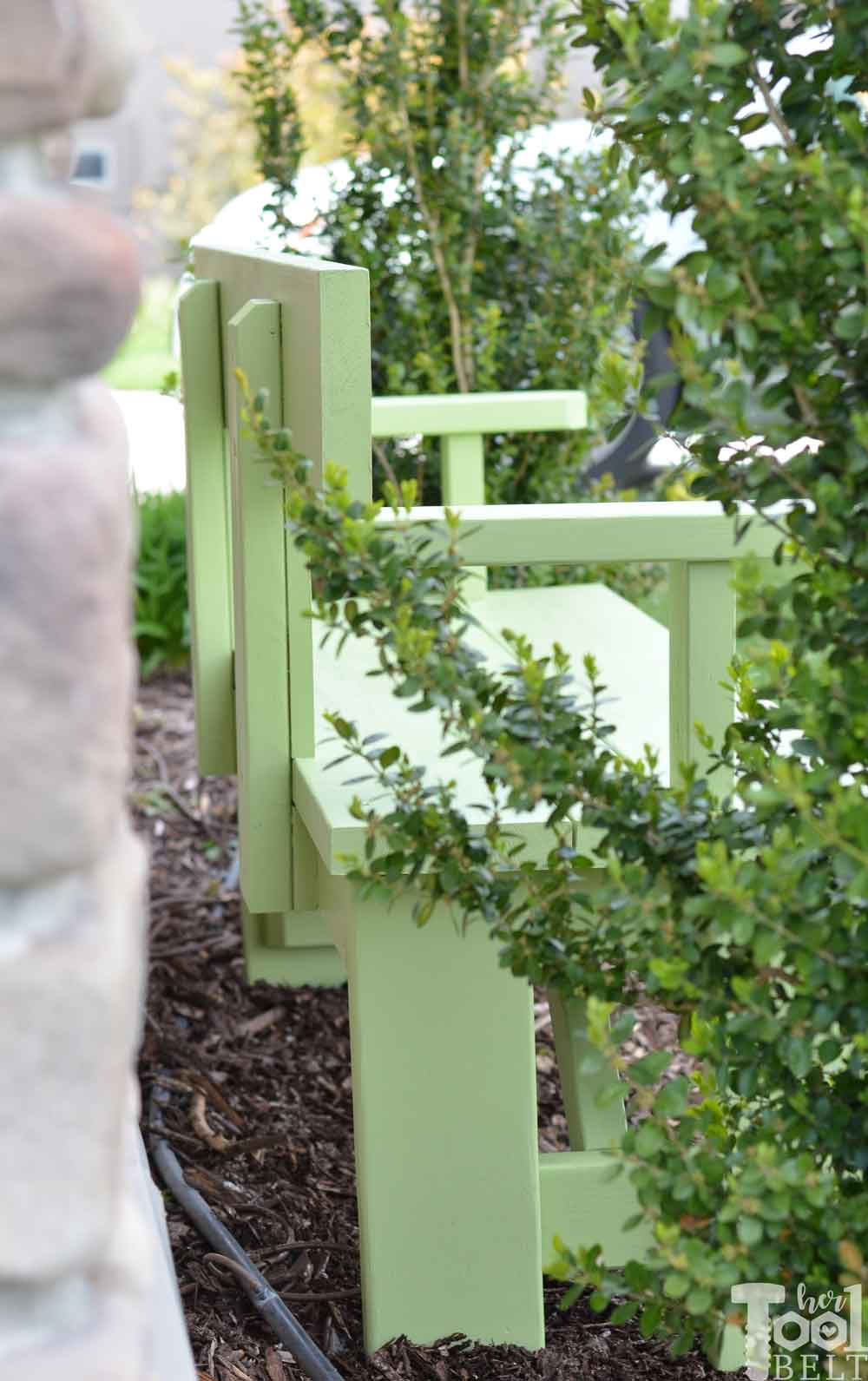 DIY Wood Bench with Back Plans - Her Tool Belt