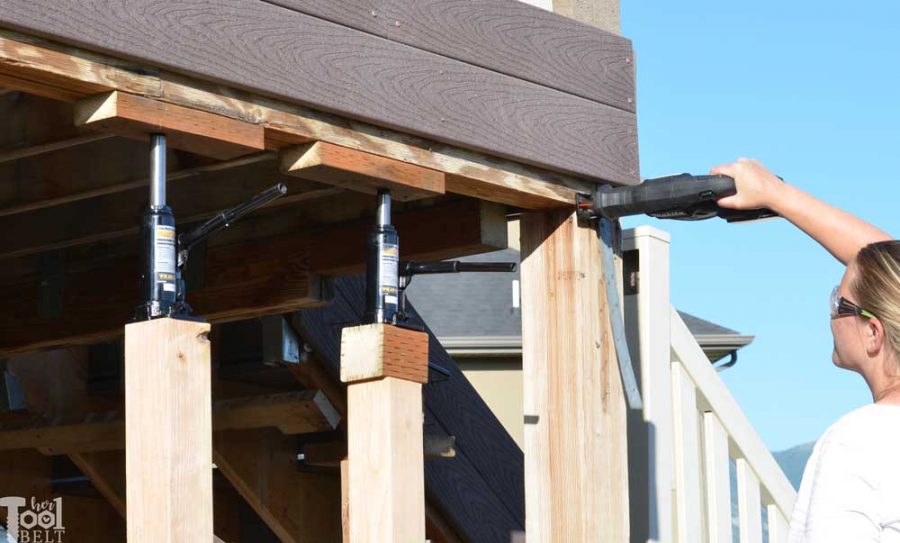 Fixing the sagging deck, removing old deck post.