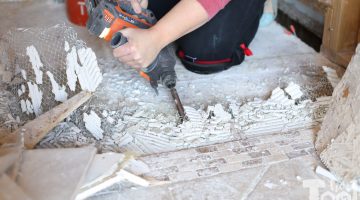 Entryway Remodel – Spring Renovation Challenge – Week 2 Demo Day