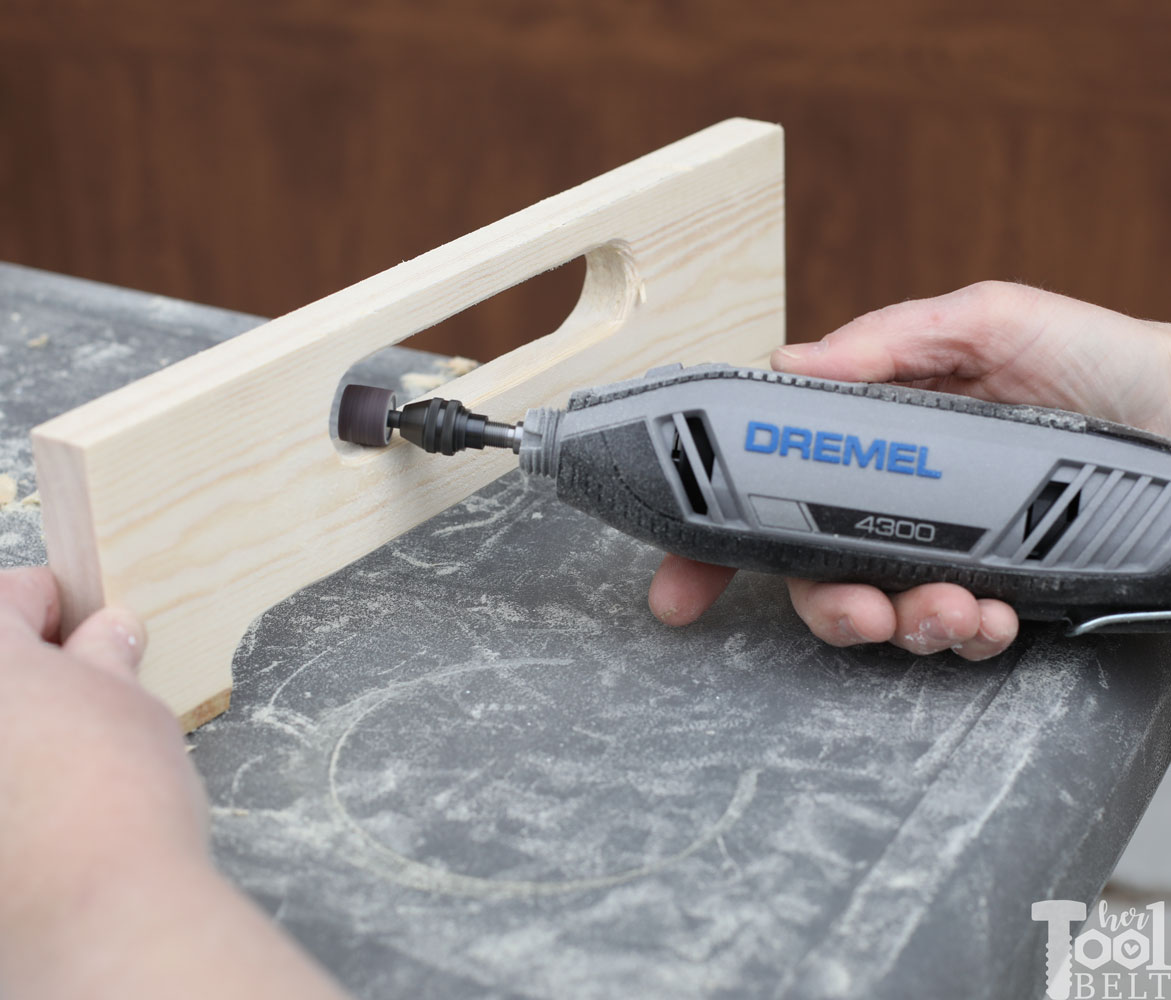 Dremel 4300-9/64 Corded Variable Speed Rotary Tool Kit with Flex