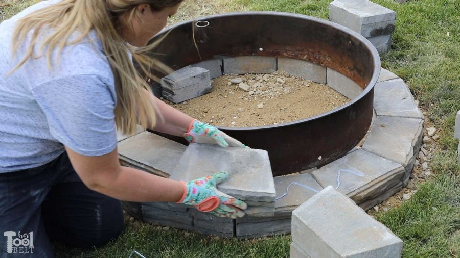 laying blocks - How to build a DIY backyard firepit with wall blocks from Home Depot. 