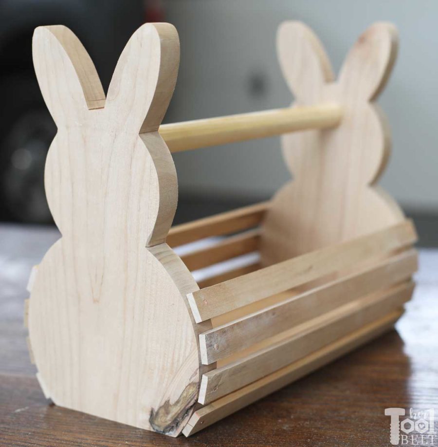 Build cute wood Easter Bunny Baskets for your kids or grandkids. Personalize their basket for them or let them decorate their own basket. #bunny