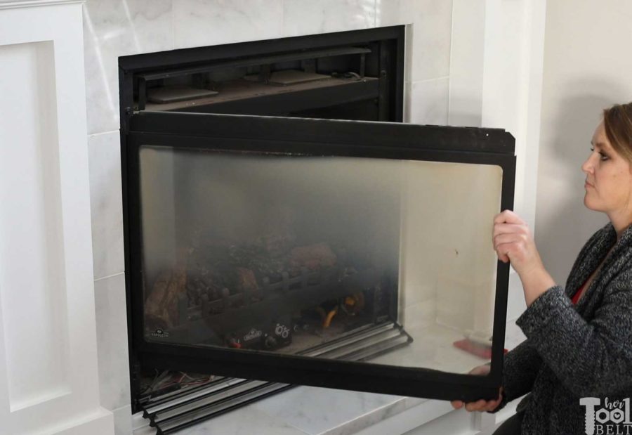 How to open and clean gas fireplace glass. Get rid of the gunk on the inside of the fireplace glass. 