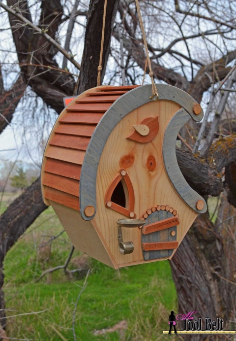 Whimsical Birdhouse Pattern Hertoolbelt