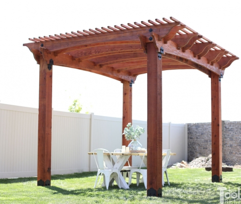 How To Build A Redwood Pergola With Arch Detail Her Tool Belt